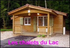 A proximité du Lac d'Amnéville, 15 Chalets vous accueille pour une nuit ou plus au calme dans la nature