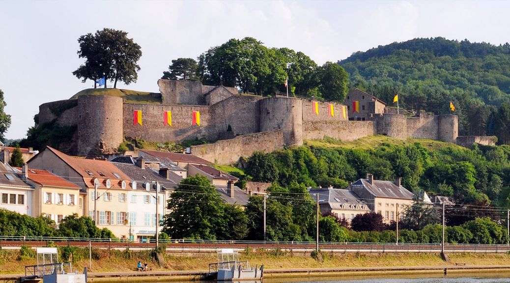 Le Château des Ducs de Lorraine sur les hauteurs de Sierck-les-Bains