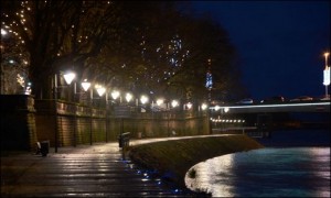 Thionville est la seconde ville de Moselle. Elle est situé à 15 km d'Amnéville-les-Thermes